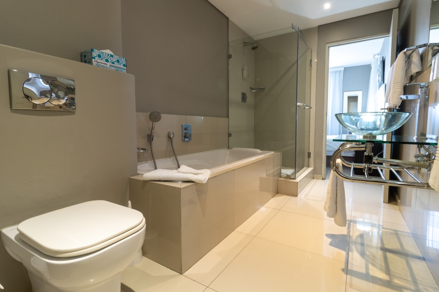 2 Bedroom Property for Sale in Bloubergstrand Western Cape